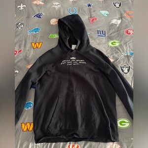 Men’s Nike Black LeBron James Point Record Hoodie Size XL